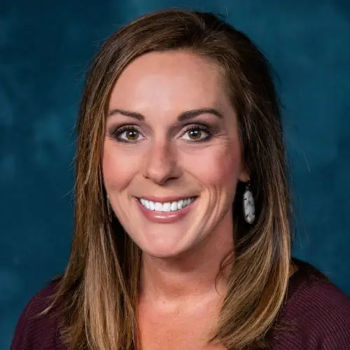 Headshot of Katie Leonard