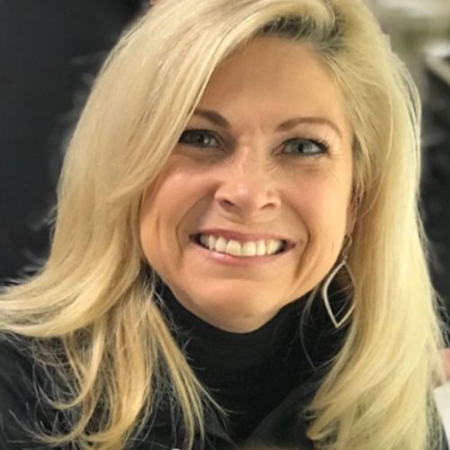 Headshot of Kelly Wright